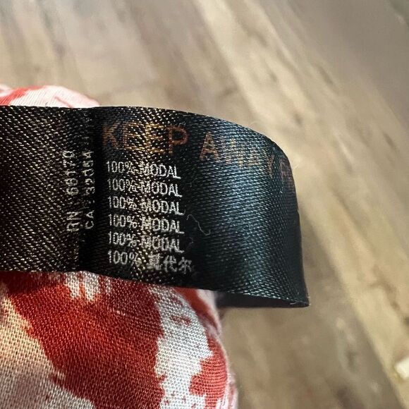 Anthropologie
Flounced Maxi
Lounge Dress
Spaghetti Strap Abstract Low Back Red s - Picture 8 of 11